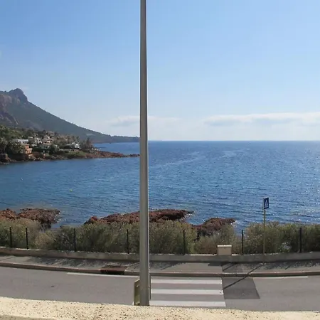 3 Pieces Face A La Mer Appartement